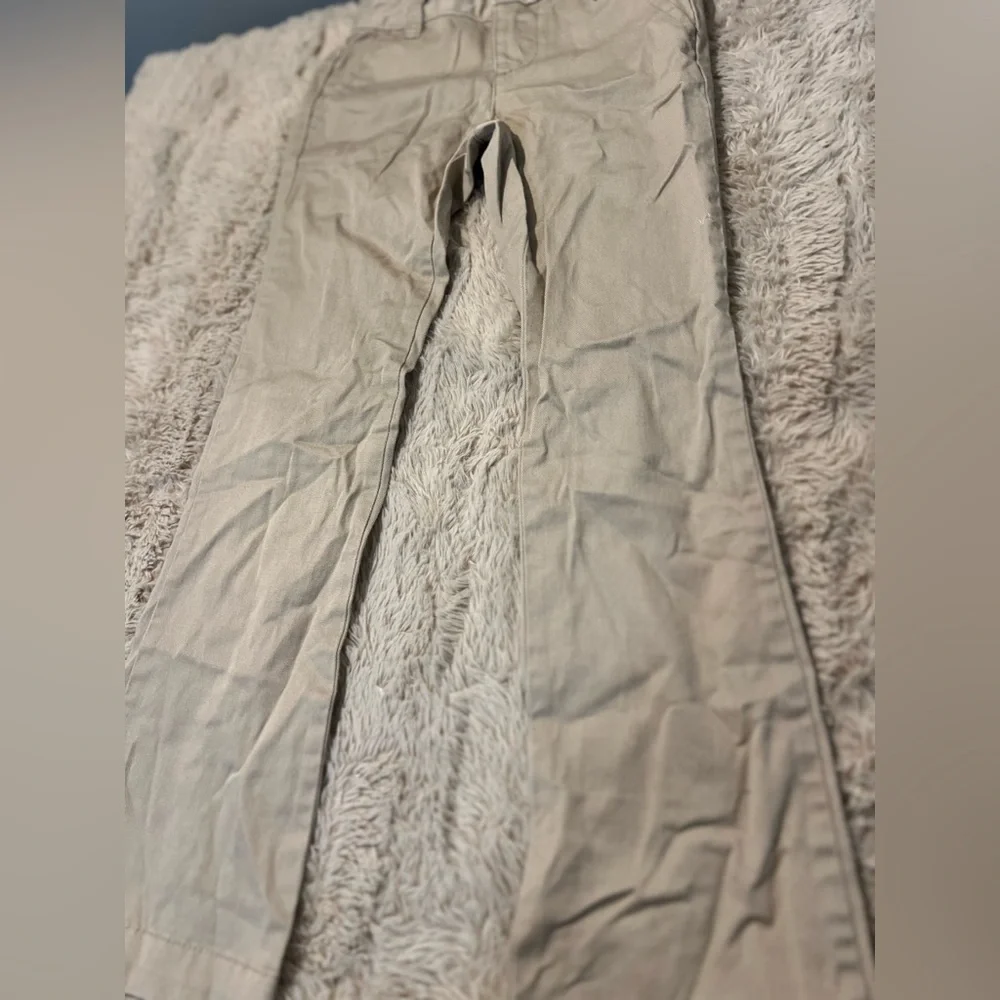 🔆‎ Bundle items 6 for $30 Old Navy girls light khaki flare pants
